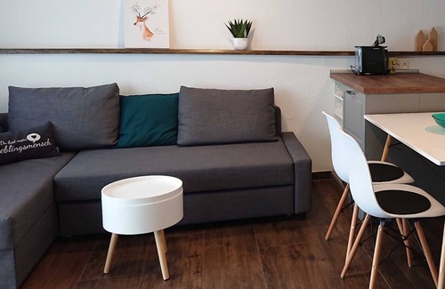 Kenzingen Apartment | Vacations in hedge country