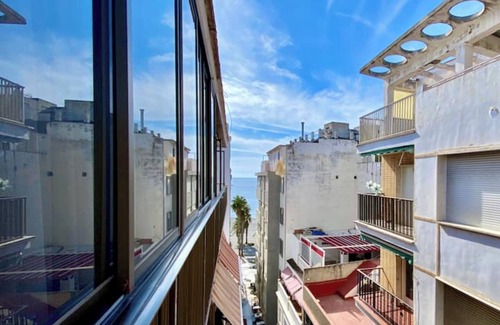 Almunecar Apartment | Vacations with art by the sea