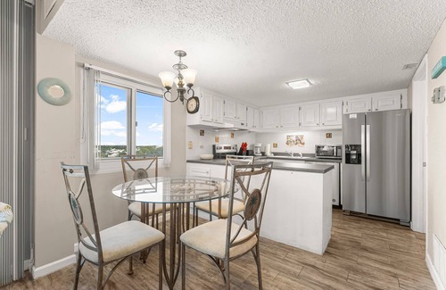 Sunnyside Condo | Vacay at Pinnacle Port A-534