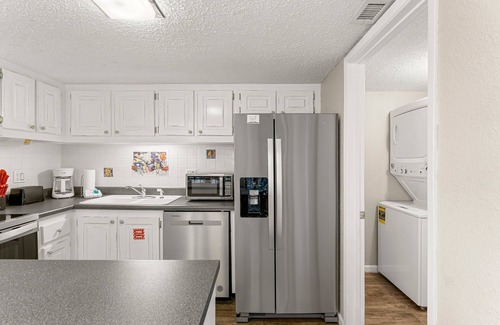 Sunnyside Condo | Vacay at Pinnacle Port A-534