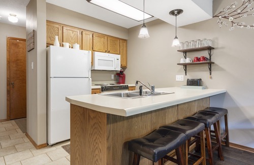 Notch Estates Condo | Vacay N Stay | Quiet Community Near Branson!