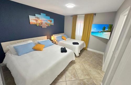 Coral Way House | Vacay Spot Happy Escape 15 Min Beach Massage Shower Prime LOC! 6 blocks away from Bars, Nite Clubs, Res, Shops