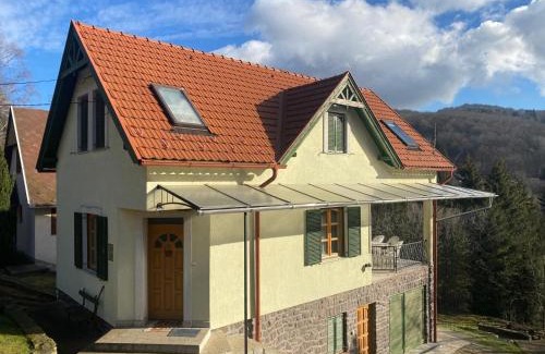Matraszentistvan House | Vadrózsa Vendégház