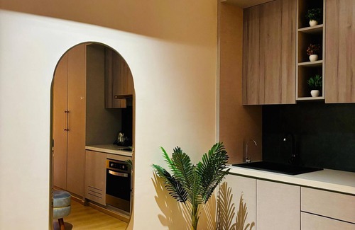 Greater Noida Apartment | Vaelora Stay - Luxe Studio, Galaxy Blue Sapphire Plaza