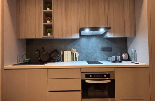 Greater Noida Apartment | Vaelora Stay - Luxe Studio, Galaxy Blue Sapphire Plaza