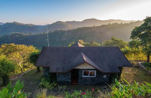 Elappara Villa | Vaga Roville- Tea Plantation Valley View by StayVista