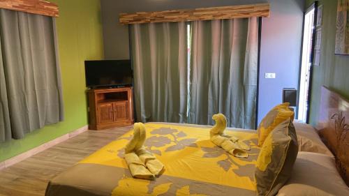 Teahupoo Bed & Breakfast | Vai'Ute'Ute Lodge, Raiatea