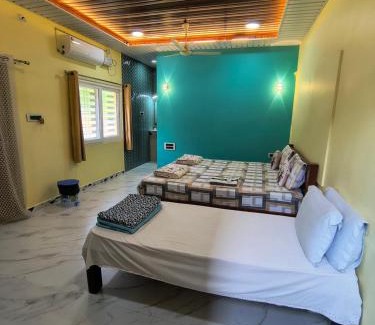 Kamalapur House | VAIBHAV HOME STAY