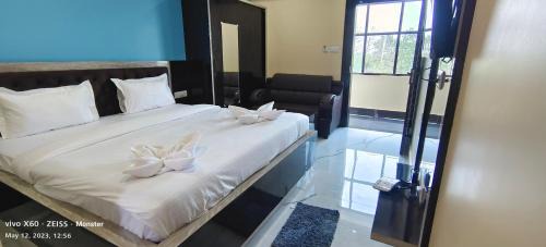 Deoghar Hotel | Vaidehi Inn-A Unit of vaidehi guest house