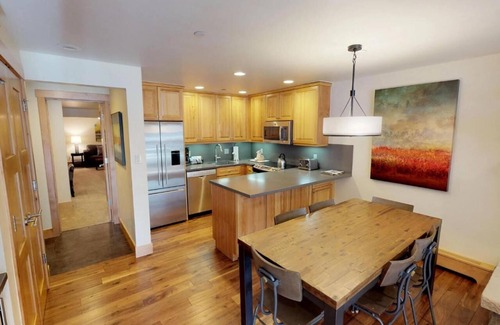 Vail Condo | Vail CO | Manor Vail | Three Bedroom Gold