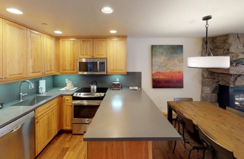 Vail Condo | Vail CO | Manor Vail | Three Bedroom Gold