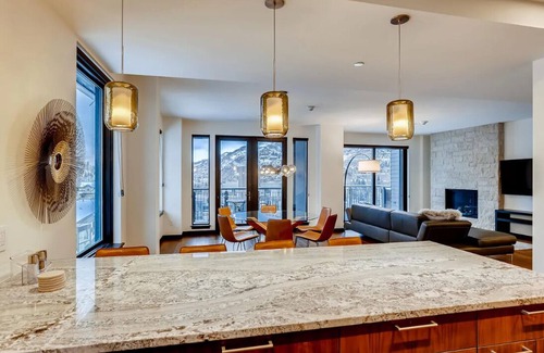 Vail Condo | Vail CO | The Lion | Three Bedroom