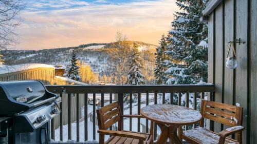 Vail House | Vail Vista Mountain Retreat w Balcony Views Near Vail Ski Village