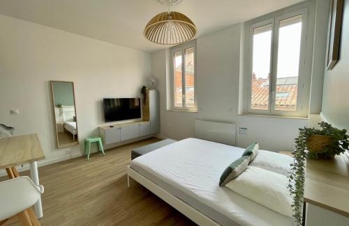 Saint - Aubin - Dupuy Apartment | Vaissette by Yumē