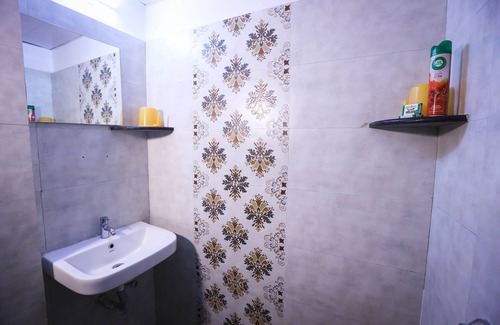 Rajajinagar Hotel | Vajra Heritage