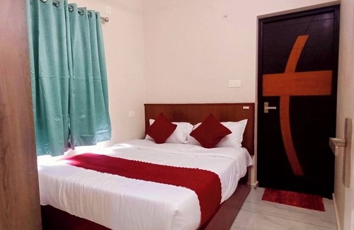 Aluva Hotel | Vajra Periyar Heritage