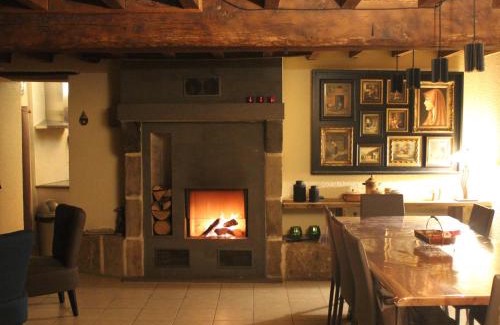 Pionsat House | Vakantiehuis Le Vieux Tilleul
