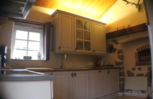 Pionsat House | Vakantiehuis Le Vieux Tilleul