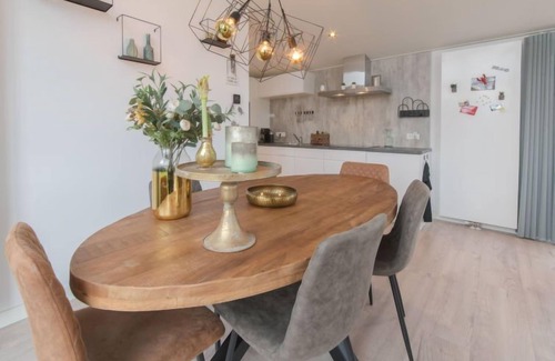 Wemeldinge House | Vakantiehuis Ruisweg 34 by Interhome