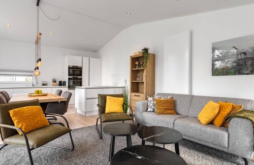 Wemeldinge House | Vakantiehuis Ruisweg 80 by Interhome