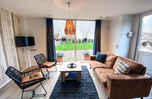 Aagtekerke House | Vakantiewoning landelijk gelegen AK01
