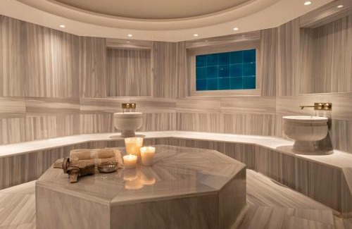 Cengelkoy Mahallesi Hotel | Vakko Hotel Sumahan Bosphorus