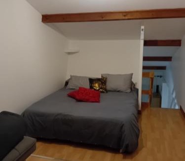 Nissan-lez-Enserune Apartment | Valérie