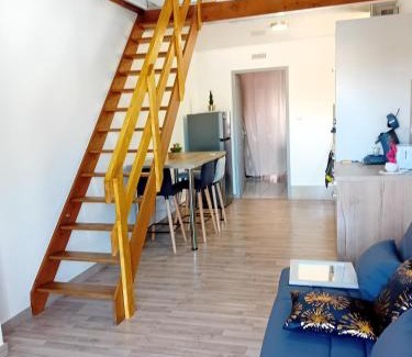 Nissan-lez-Enserune Apartment | Valérie