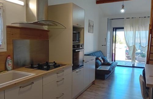 Nissan-lez-Enserune Apartment | Valérie