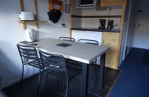 Val-Thorens Apartment | VAL THORENS 2* 26m², FUNCTIONAL, SOUTH, 2 BEDROOMS + THE LIVING ROOM, comfortable