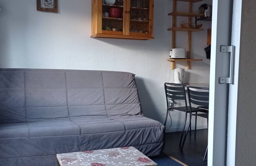 Val-Thorens Apartment | VAL THORENS 2* 26m², FUNCTIONAL, SOUTH, 2 BEDROOMS + THE LIVING ROOM, comfortable