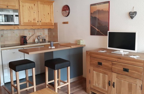 Val-Thorens Apartment | * * Val Thorens Charming apartment for 4 people - Residence Le Schuss