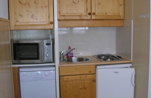 Val-Thorens Apartment | VAL THORENS RESORT CENTER STUDIO 3 ADULTS OR 2 ADULTS 2 CHILDREN