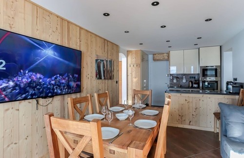 Val-Thorens Apartment | Val Thorens: Stunning apt for 8, close to slopes and shops