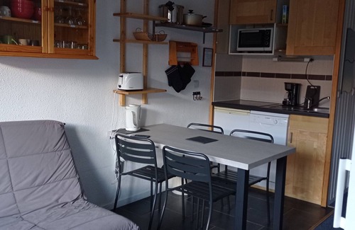 Val-Thorens Apartment | VAL THORENS, T2, 26M2, south facing, 2 bedrooms and living room, functional