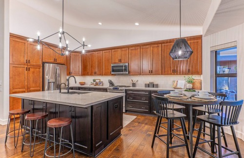 Crystal Shores House | Val Vista Lakefront Gem, Game Room, Htd Pool, Patio TV, Fire Pit, Kayaks, Bikes