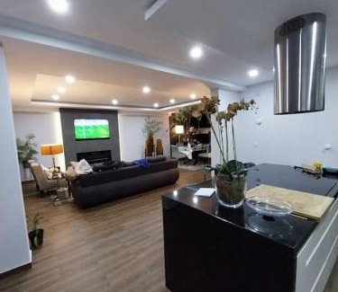 Corroios House | Valadares House