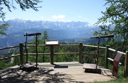Peone Apartment | Valberg duplex, 6-8 persons, balcony overlooks pistes.