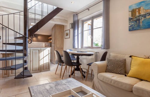 Valbonne House | Valbonne Village - charming townhouse with rooftop terrace