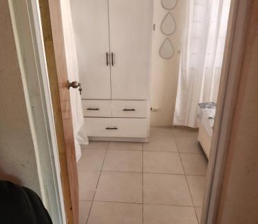 Graeme Hall Park Apartment | Valdu Cozy Cottage