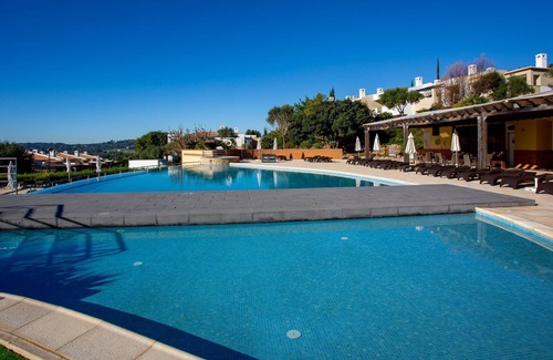 Portimao House | Vale da Ribeira 2BDR House W/Pool by LovelyStay