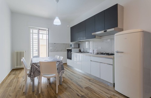 Bitonto Apartment | VALE'S HOUSE [GARAGE]