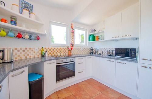 Carvoeiro Villa | Vale Verde 5 Bedroom Villa, 10 min walk to Carvoeiro Center.