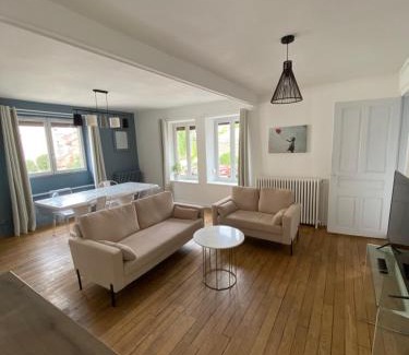 Luxeuil-les-Bains Apartment | Valentin