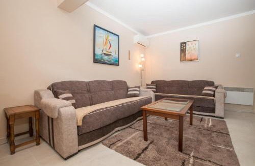 Petrovac Apartment | Valentina Apartman