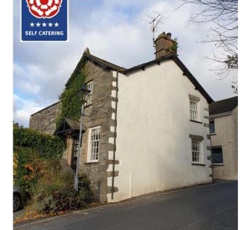 Ambleside House | Valentine Cottage
