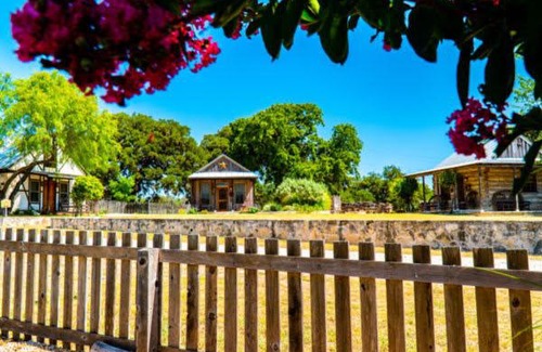 Fredericksburg Bed & Breakfast | Valentine Hill B&B - Amelia's Cabin