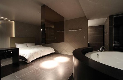 Baekseok-dong Hotel | Valentine Hotel