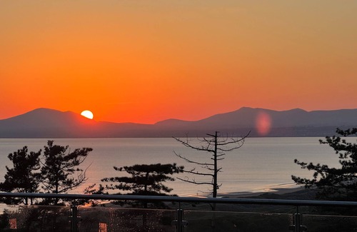 Harlech Cottage | Valerian Lodge