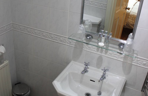 Balloch Bed & Breakfast | Valhalla B&B